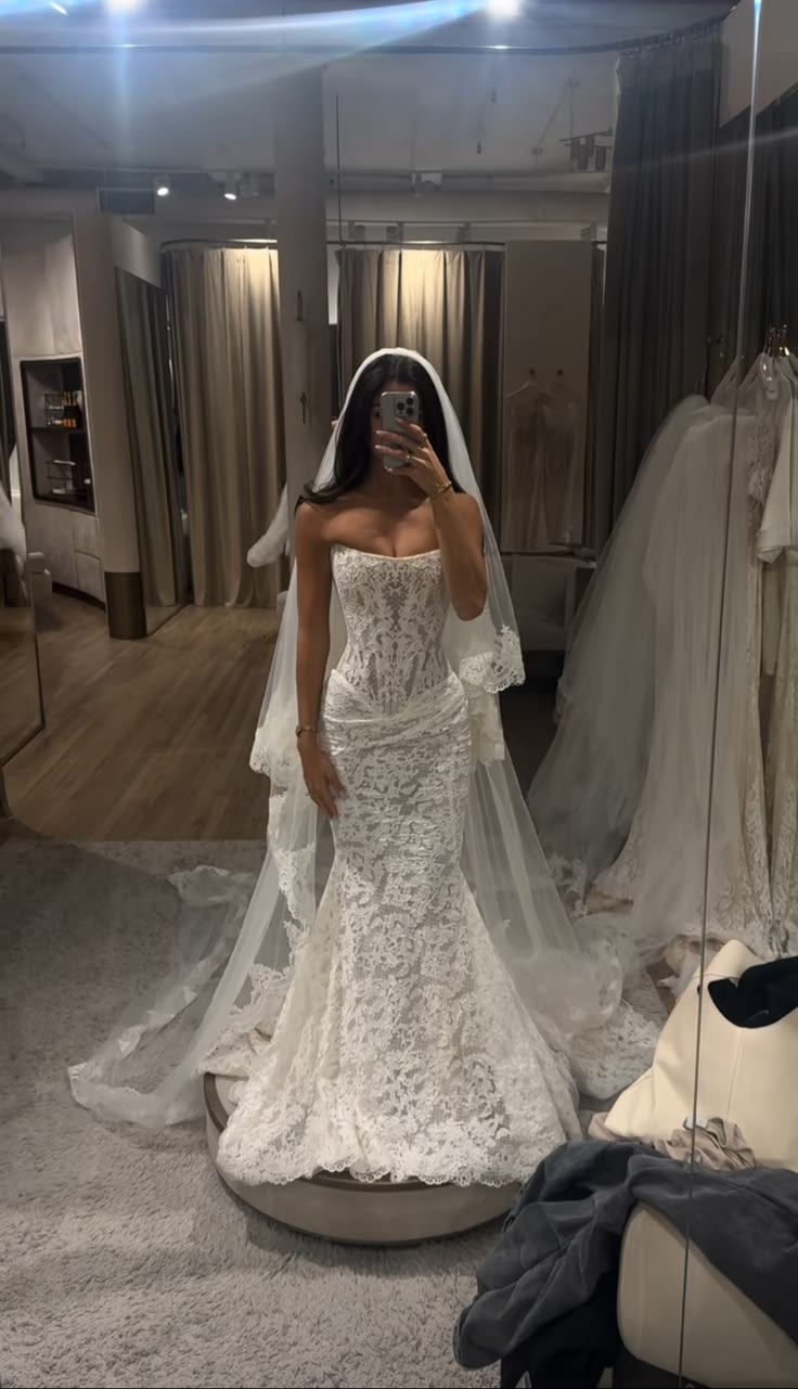 Quelle robe de mariée choisir selon sa morphologie ? Guide pour les futures mariées en Guadeloupe, Martinique et Guyane française