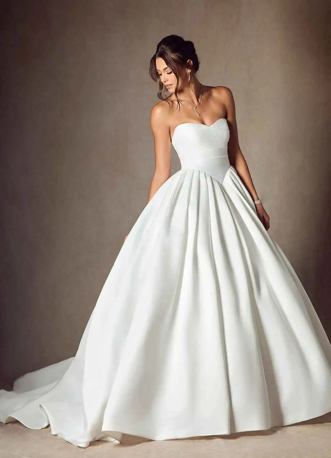 ROBE CELESTIA