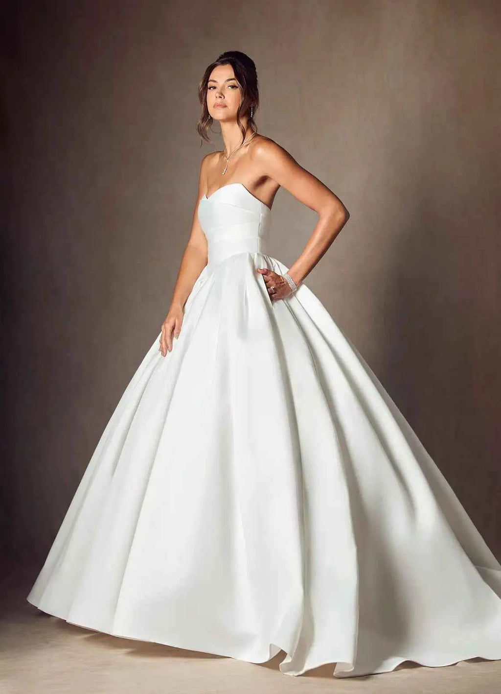 ROBE CELESTIA